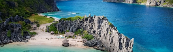 美国洛杉矶好莱坞标志与城市景观